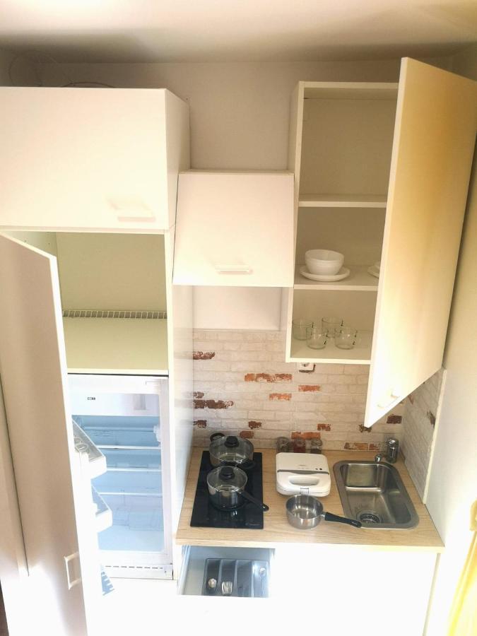 Studio Apartman "Nicole" Pula Extérieur photo