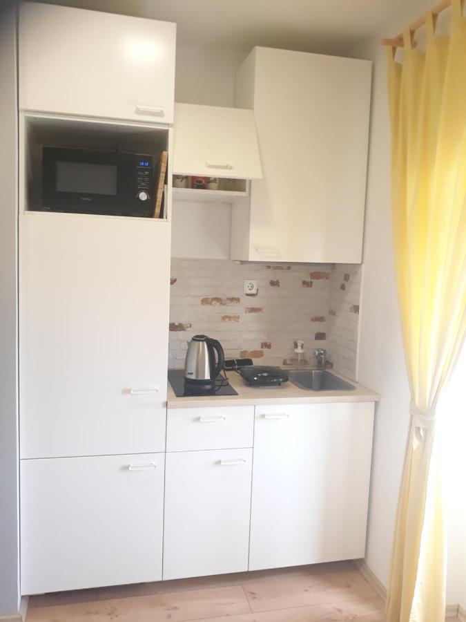 Studio Apartman "Nicole" Pula Extérieur photo